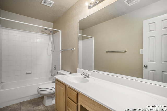 Image 23 of 26 For 6030 Higbee