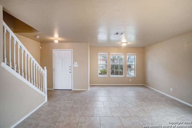 Image 4 of 26 For 6030 Higbee