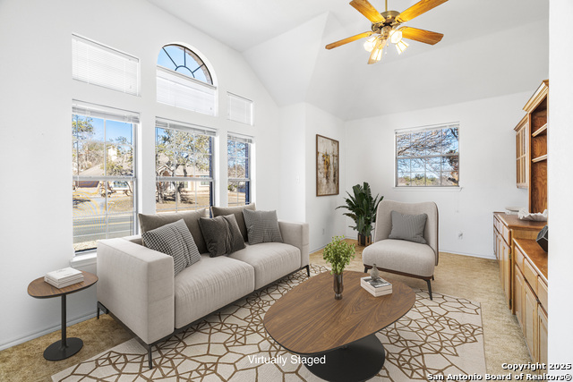 Listing photo id 9 for 100 Braeburn Cir