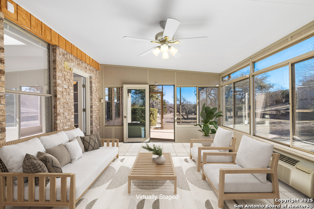 Listing photo id 27 for 100 Braeburn Cir