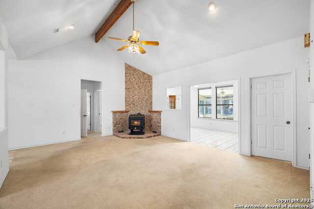 Listing photo id 4 for 100 Braeburn Cir