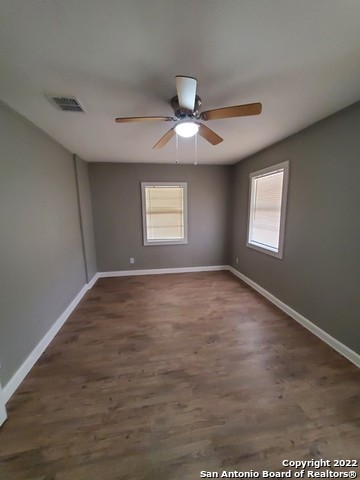 Image 15 of 31 For 400 Pfeil St