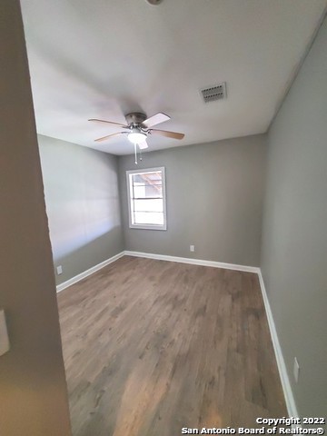 Image 21 of 31 For 400 Pfeil St