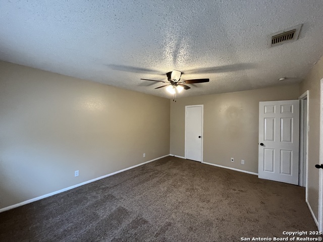 Listing photo id 23 for 7902 Corum Trail