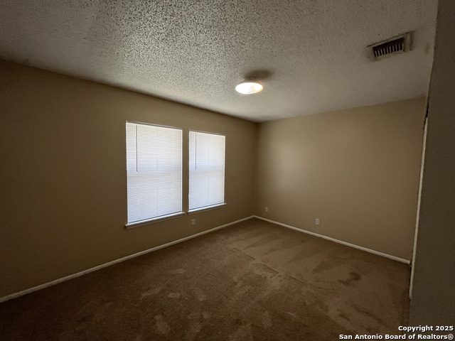 Listing photo id 35 for 7902 Corum Trail