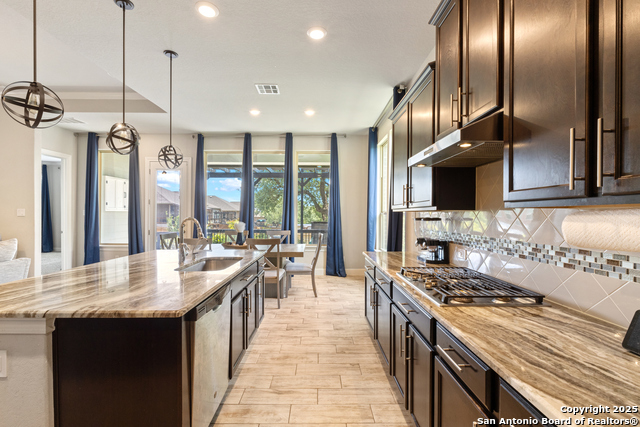 Listing photo id 23 for 11910 Wilby