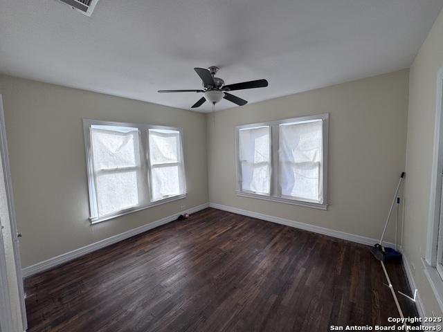 Image 10 of 10 For 1534 Elsmere