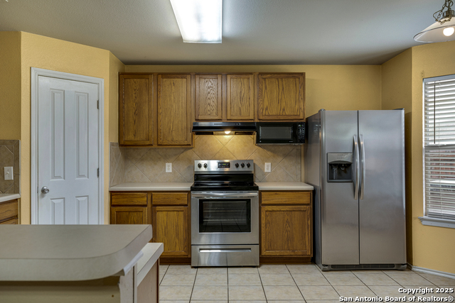 Image 11 of 27 For 121 Anvil Pl