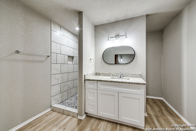 Image 21 of 25 For 11411 Woollcott