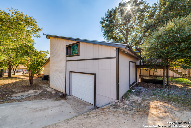 Image 23 of 25 For 11411 Woollcott