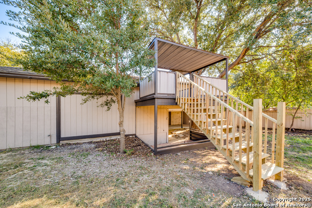 Image 24 of 25 For 11411 Woollcott