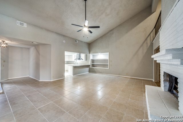 Image 7 of 25 For 11411 Woollcott