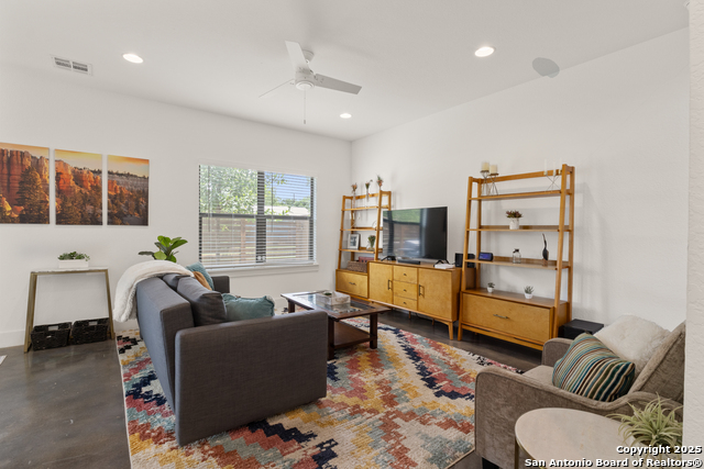 Image 4 of 32 For 210 Utah  Unit 701