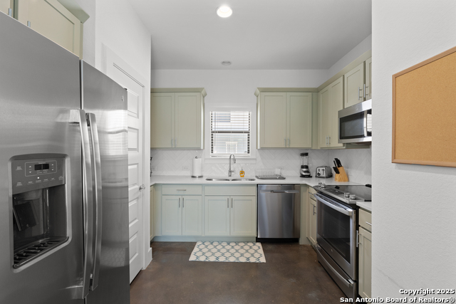 Image 8 of 32 For 210 Utah  Unit 701