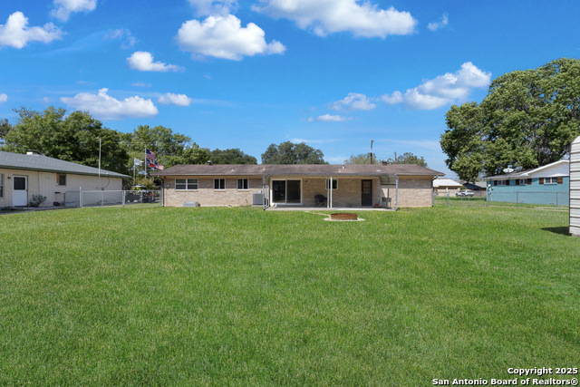 Image 22 of 36 For 1228 Rivercrest