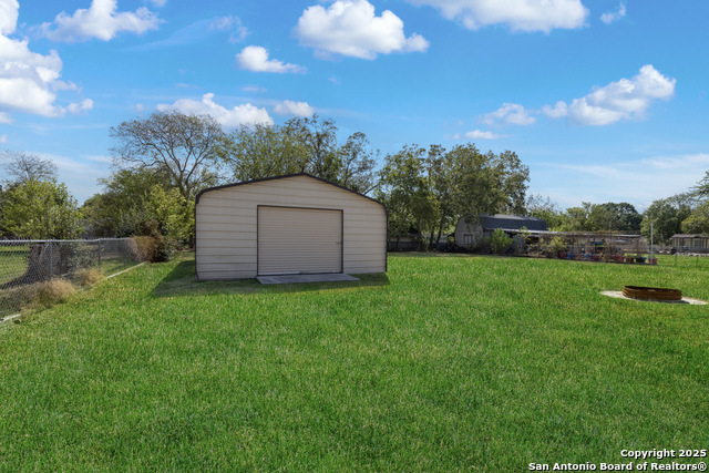 Image 25 of 36 For 1228 Rivercrest