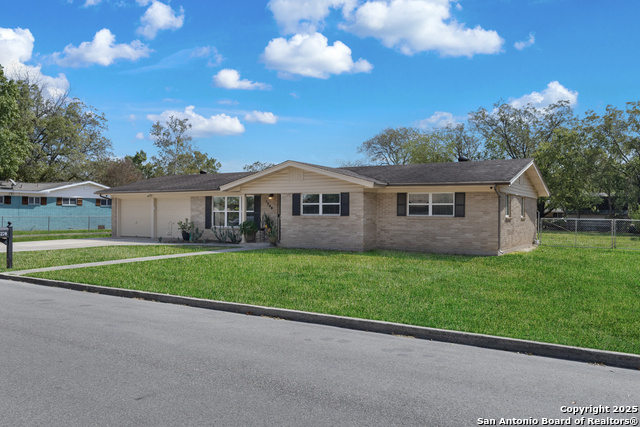 Image 34 of 36 For 1228 Rivercrest