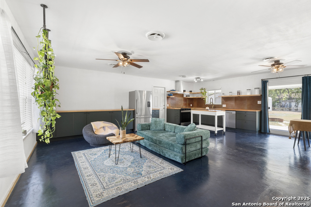 Image 6 of 36 For 1228 Rivercrest