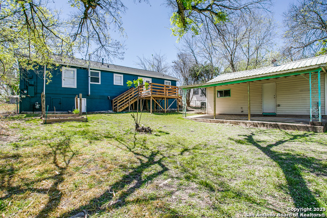 Listing photo id 27 for 115 Blakeley