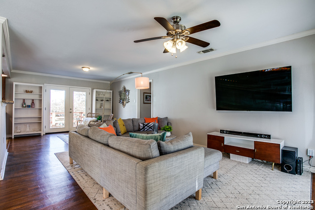Listing photo id 2 for 115 Blakeley