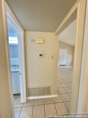 Listing photo id 8 for 235 Silver Sands 4