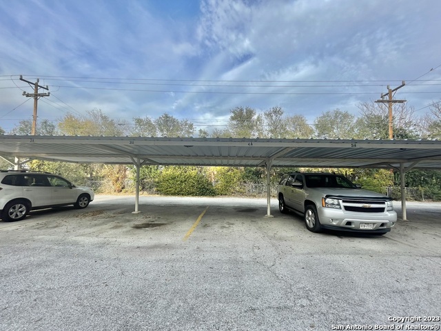 Listing photo id 21 for 235 Silver Sands 4