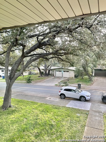 Listing photo id 23 for 235 Silver Sands 4