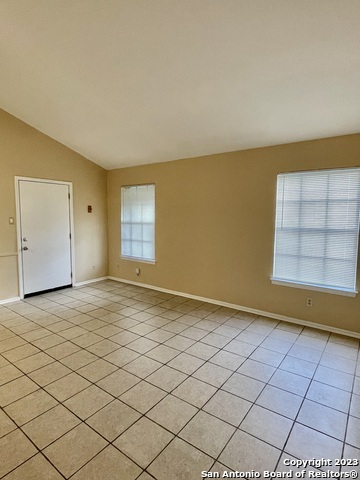 Listing photo id 7 for 235 Silver Sands 4