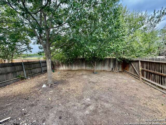 Image 12 of 14 For 8927 Gill