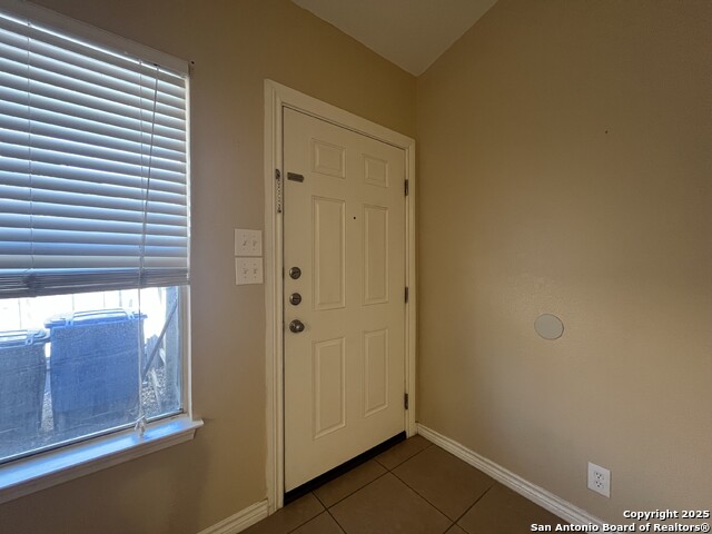 Image 24 of 30 For 14409 Edgemont St