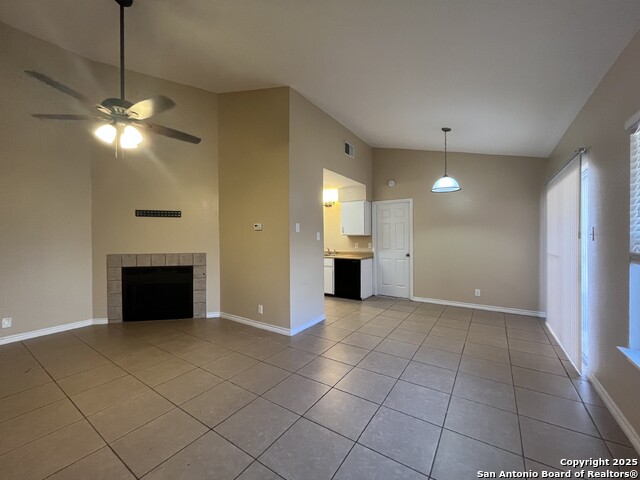 Image 8 of 30 For 14409 Edgemont St