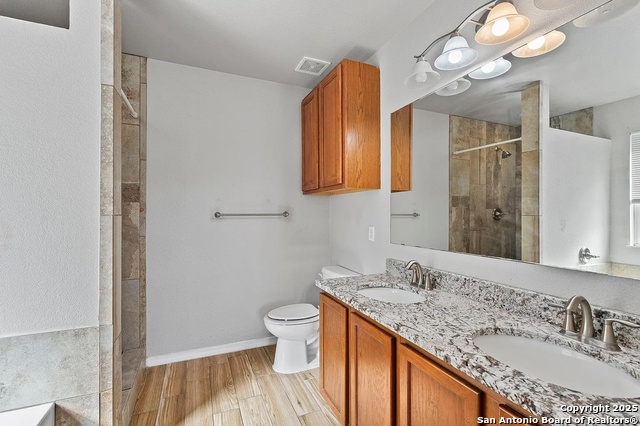 Image 23 of 26 For 4006 Wisteria Way