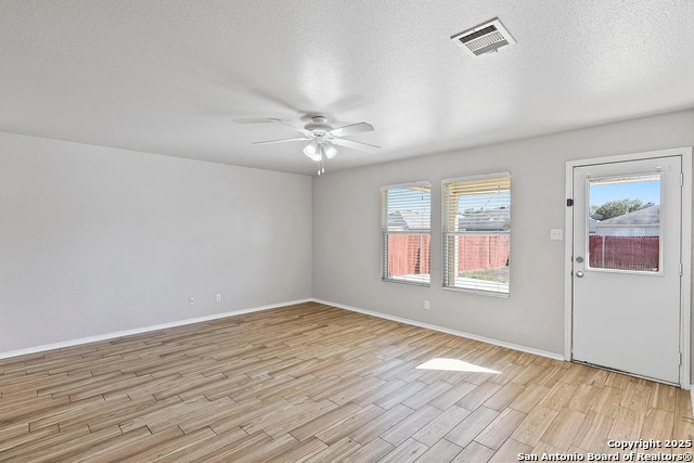 Image 25 of 26 For 4006 Wisteria Way