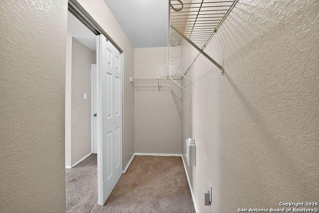 Image 25 of 37 For 8859 Kestrel Oak