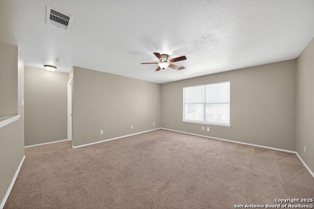 Image 33 of 37 For 8859 Kestrel Oak