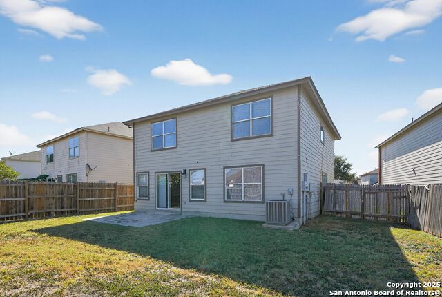 Image 36 of 37 For 8859 Kestrel Oak