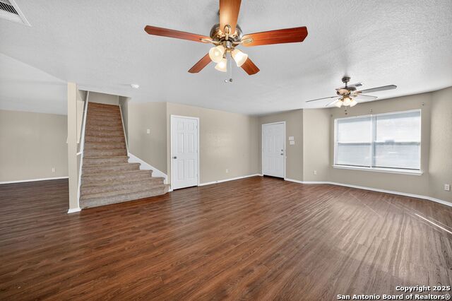 Image 7 of 37 For 8859 Kestrel Oak