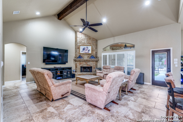 Image 5 of 36 For 109 Bobcat Bend