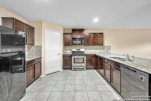 Image 8 of 31 For 11502 Boyd Bay