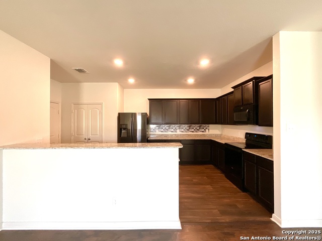 Image 10 of 50 For 4004 Northaven Trail