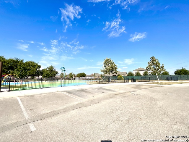 Image 43 of 50 For 4004 Northaven Trail