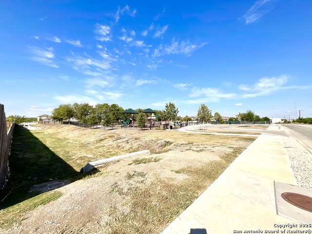 Image 45 of 50 For 4004 Northaven Trail