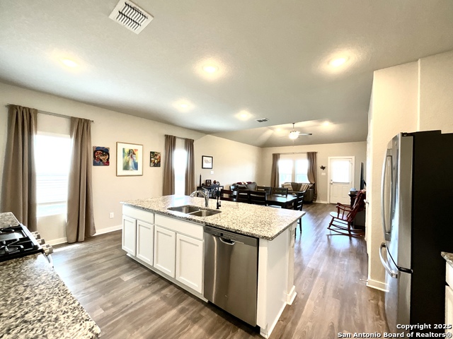 Image 7 of 38 For 507 Wild Olive Way
