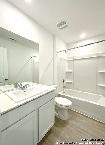 Image 14 of 34 For 7638 Aston Peak