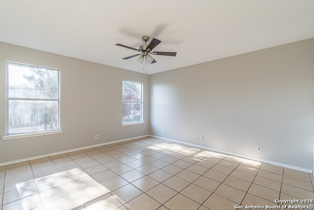 Image 17 of 25 For 8818 Pensive