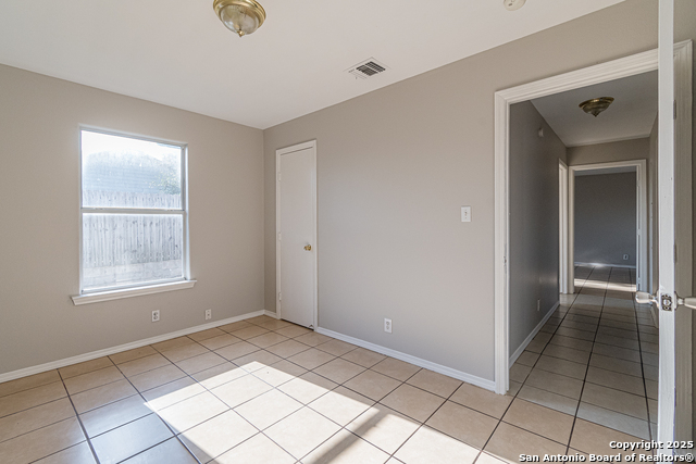 Image 18 of 25 For 8818 Pensive