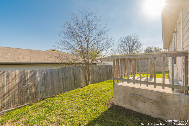 Image 24 of 25 For 8818 Pensive