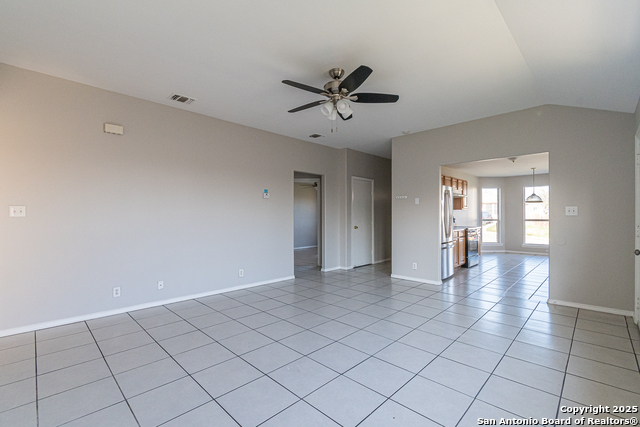 Image 5 of 25 For 8818 Pensive