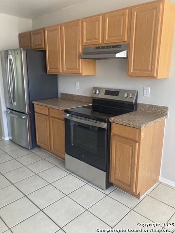 Image 8 of 25 For 8818 Pensive