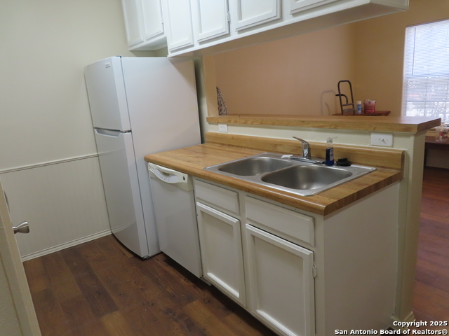Image 16 of 21 For 4803 Hamilton Wolfe  613
